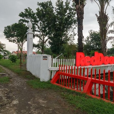 Reddoorz Syariah Near Suzuya Mall Banda Aceh 2 Geutieue Eksteriør billede